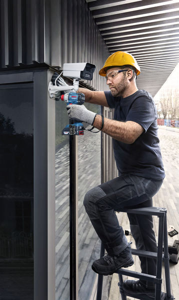Bosch Akku-Drehschlagschrauber GDX 18V-285 / SOLO