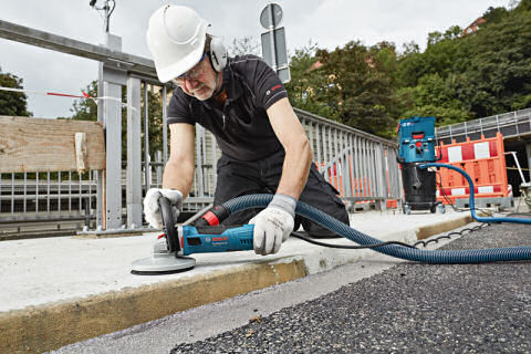 Bosch Betonschleifer GBR 15 CA Professional