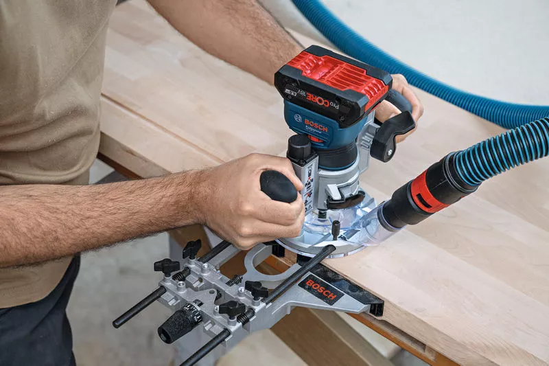 Bosch Akku Kantenfräse GKF 18V-8 Professional 06016C2000