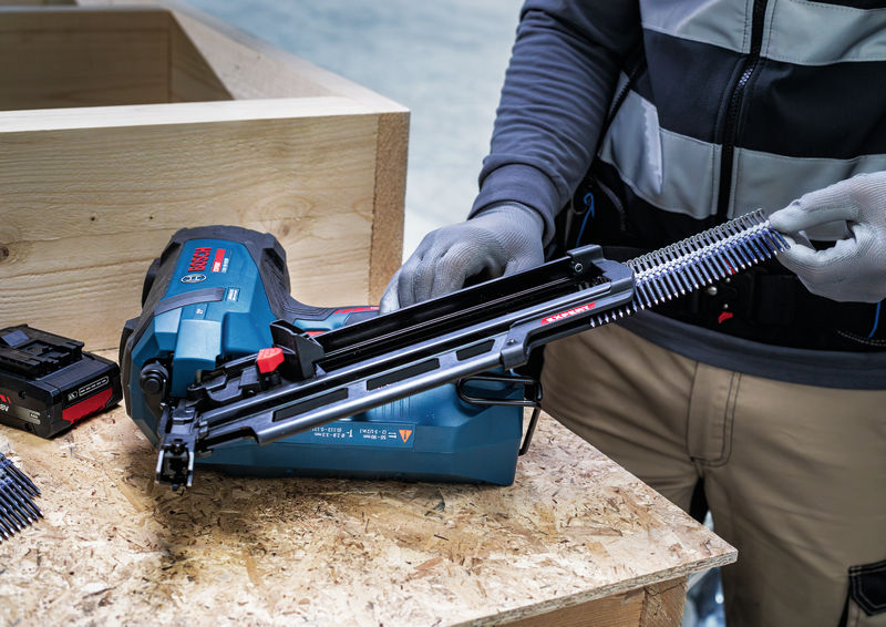 Bosch Akku-Holznagler EXNH18V-90MR / SOLO