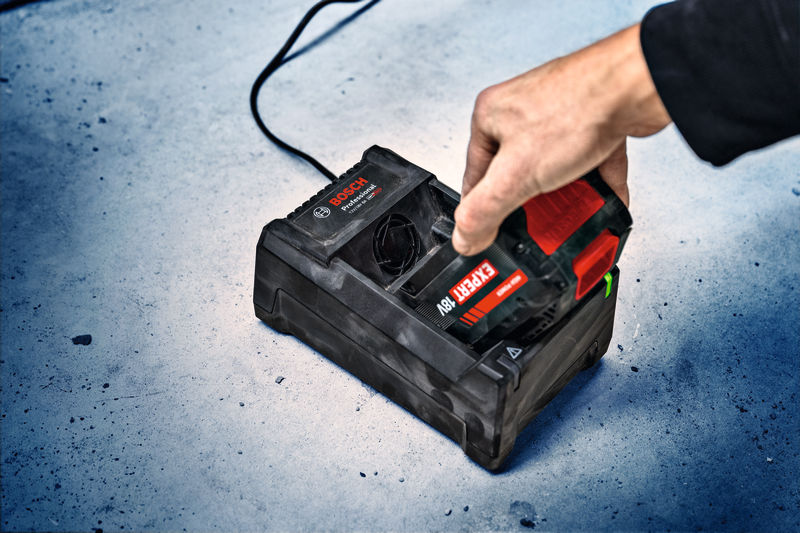 Bosch Multilader GAL 12V/18V-80 8A