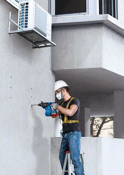 Bosch Akku-Bohrhammer GBH 18V-24 C Professional