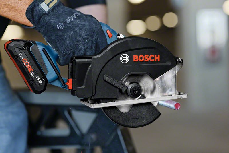 Bosch Akku Metallkreissäge GKM 18V-50