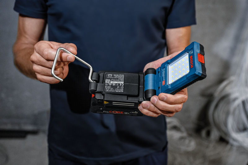 Bosch Akku Arbeitsleuchte GLI 18V-800 / SOLO