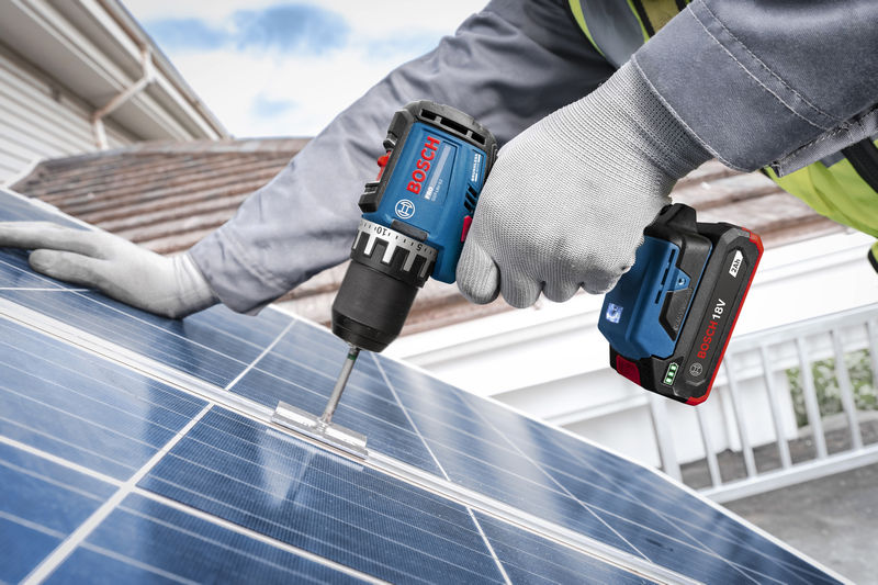 Bosch PRO Akkubohrschrauber GSR 18V-52 / SOLO