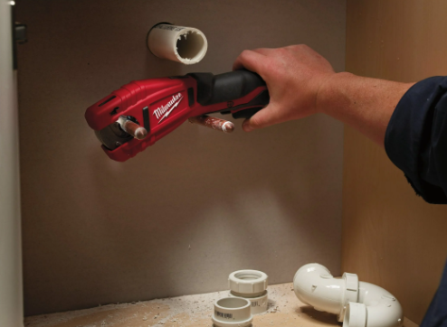 18) Milwaukee Akku Rohrschneider C12 PC