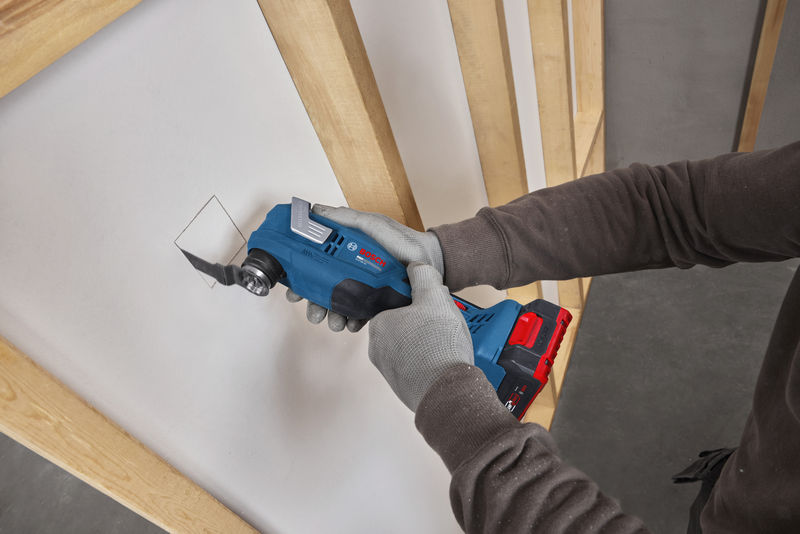 Bosch PRO Akku-Multicutter GOP 18V-30 / SOLO