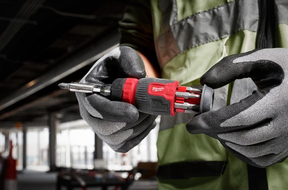 Milwaukee Stubby Schraubendreher 8 in 1 mit Ratschenfunktion